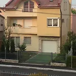 Ds Near *