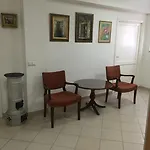 Villa Ds Near *